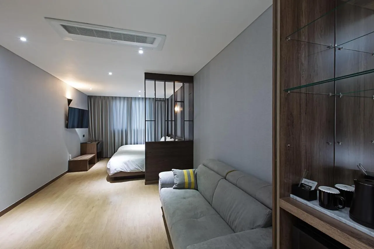 Notte La Mia Hotel Pusan