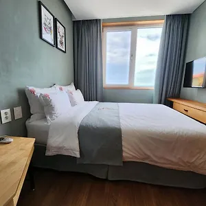 https://jeju-swiss-village-114.jejukoreahotels.com